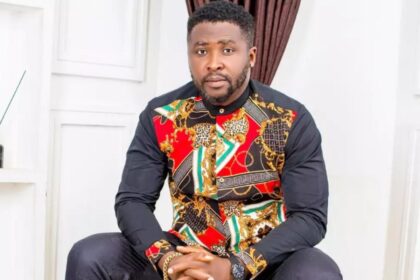 Onny Michael Best Nollywood Actor 2022 Universal Achievement Award|Onny Michael Best Nollywood Actor 2022 Universal Achievement Award (2)