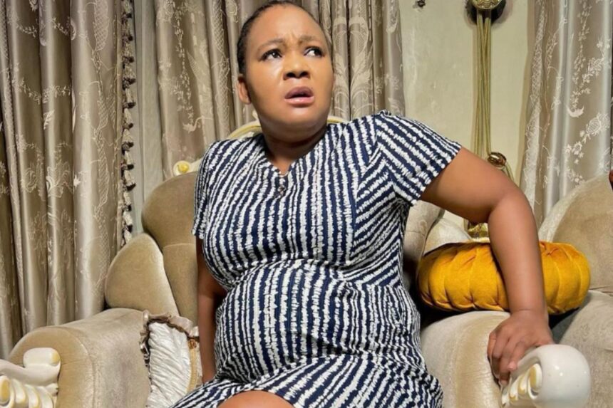Rachael Okonkwo On Set Baby Bump - Nollywood Celebs|Rachael Okonkwo On Set Baby Bump (3)|Rachael Okonkwo On Set Baby Bump (3)