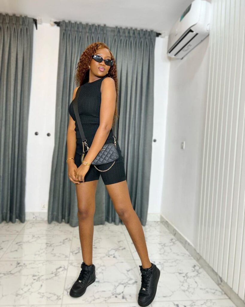 Chinenye Nnebe In All Black Outfit (4)