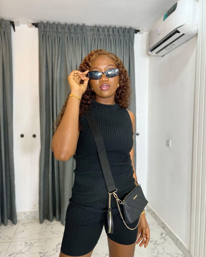 Chinenye Nnebe In All Black Outfit (5)